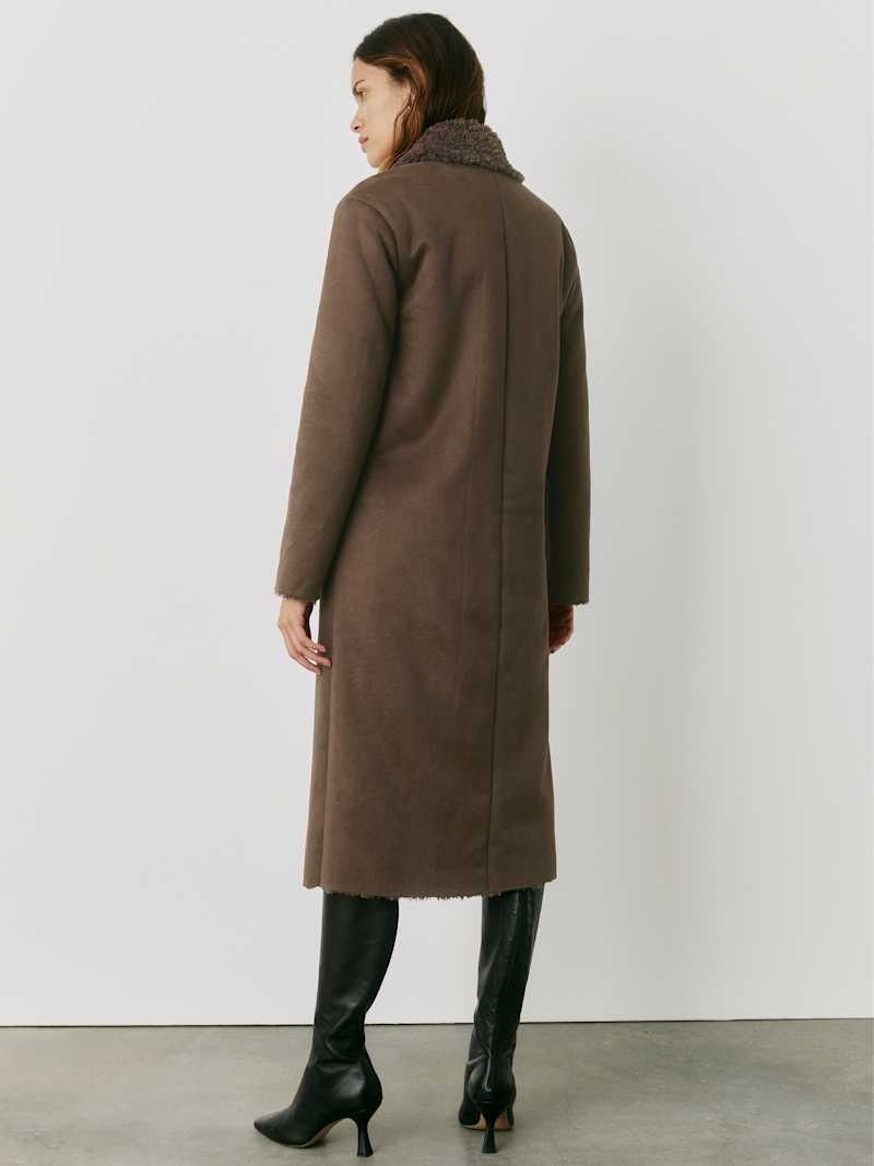 Edythe Coat