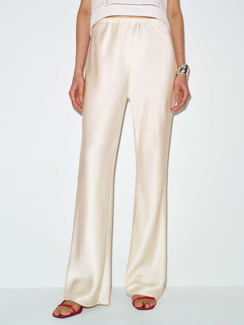 Gale Satin Mid Rise Bias Short Pant