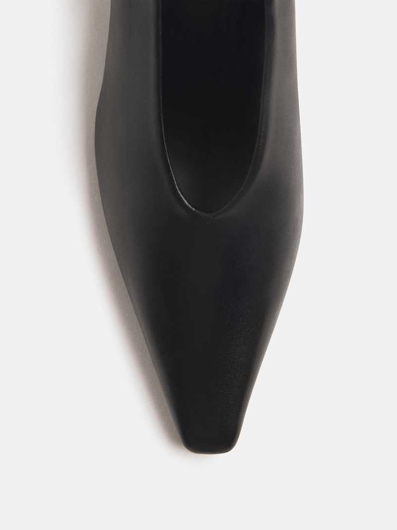 Nolita Pump