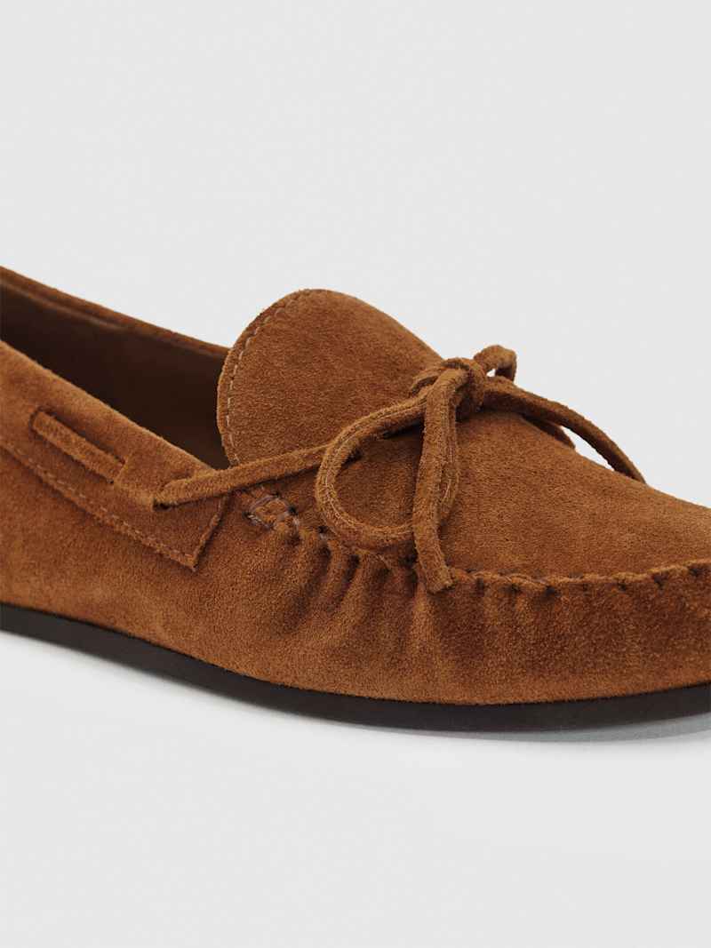 Annette Moccasin