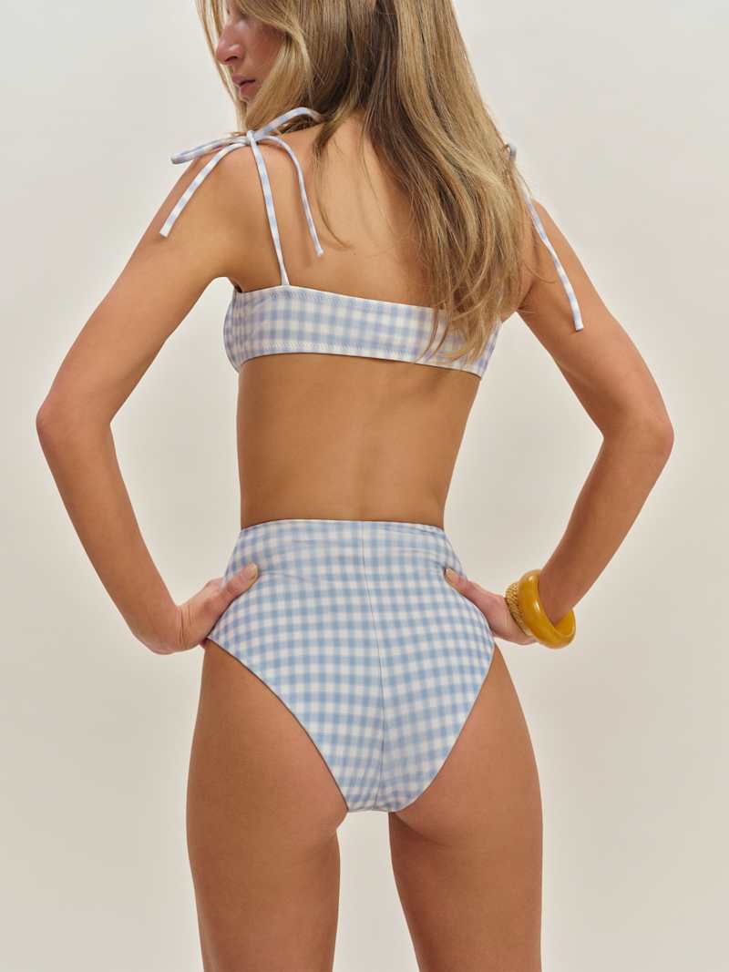 Ana Bikini Bottom