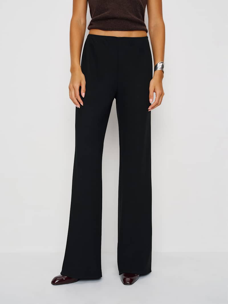 Gale Mid Rise Bias Short Pant