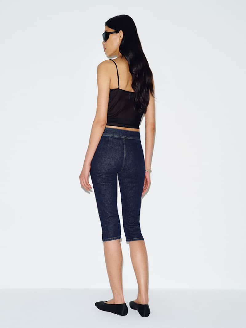 Zoee Stretch Mid Rise Capri Jeans