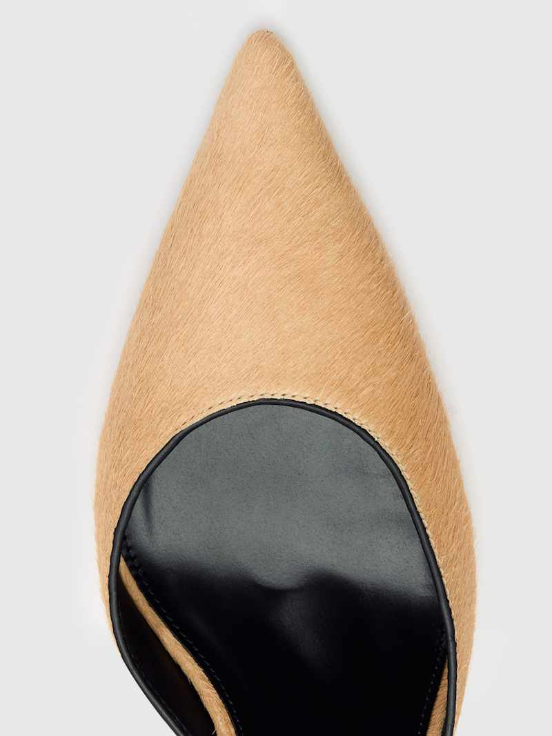 Julia Tassel Pump