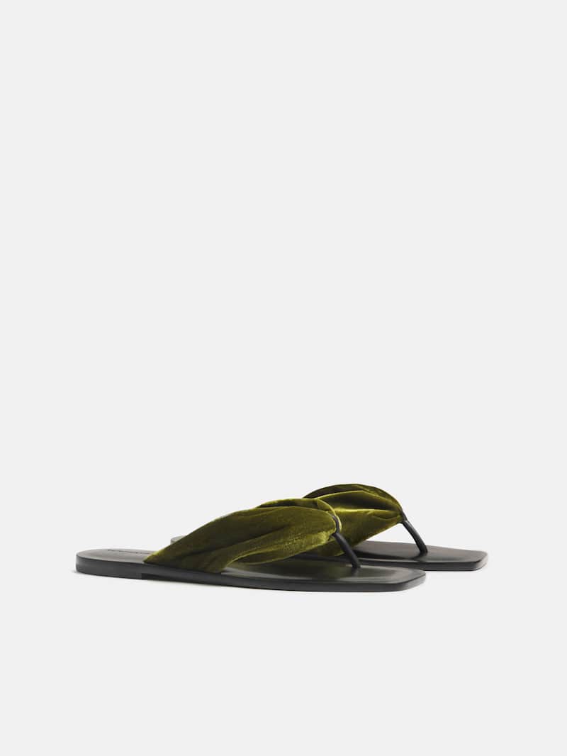 Larsen Thong Sandal
