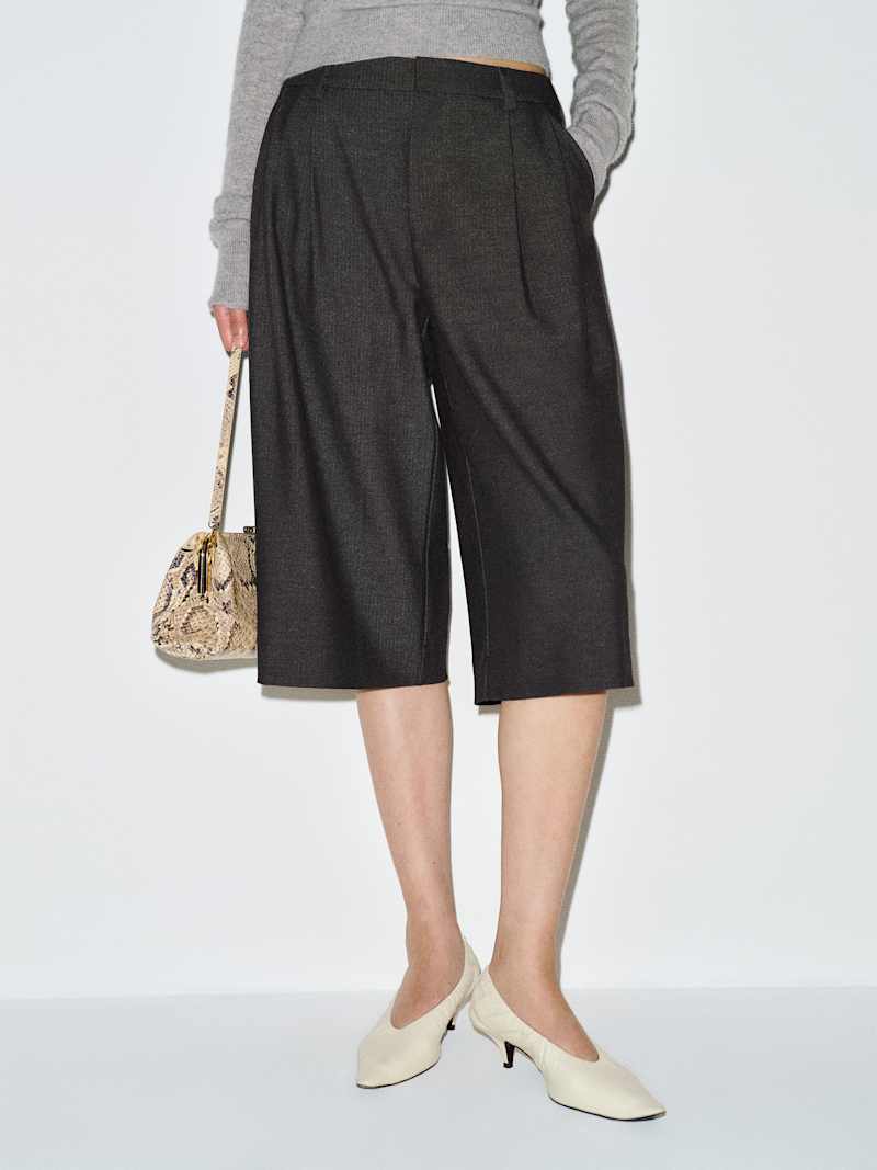 Apollo Short