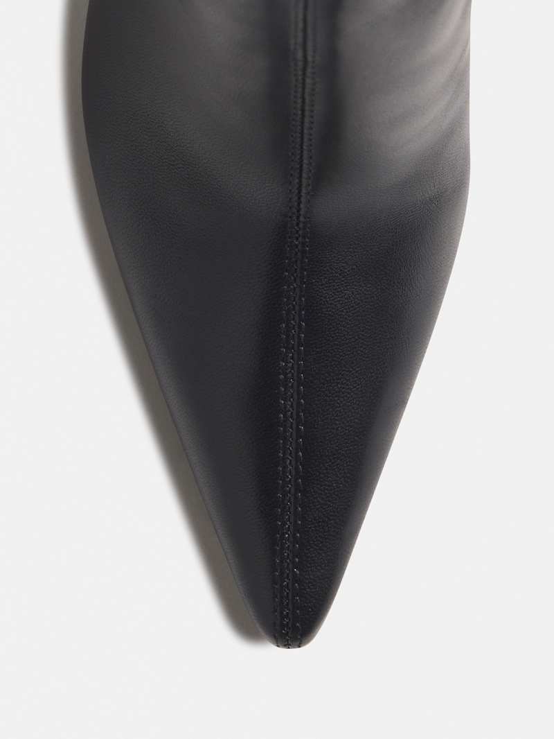 Pierce Knee Boot