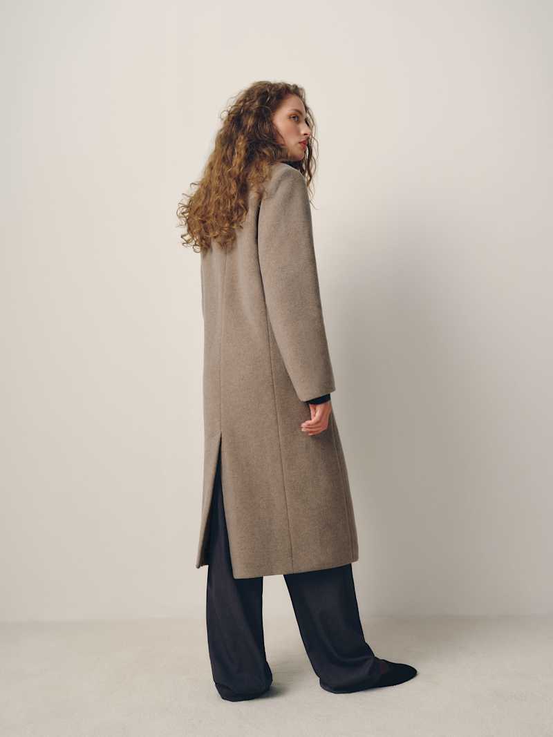 Alisa Coat